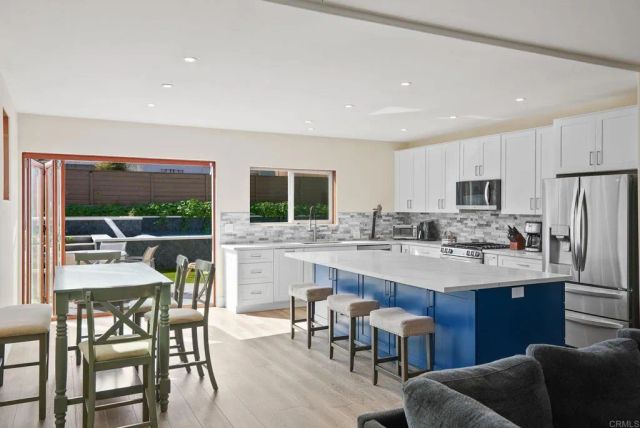 3749 Kingsley Street, San Diego, CA 92106