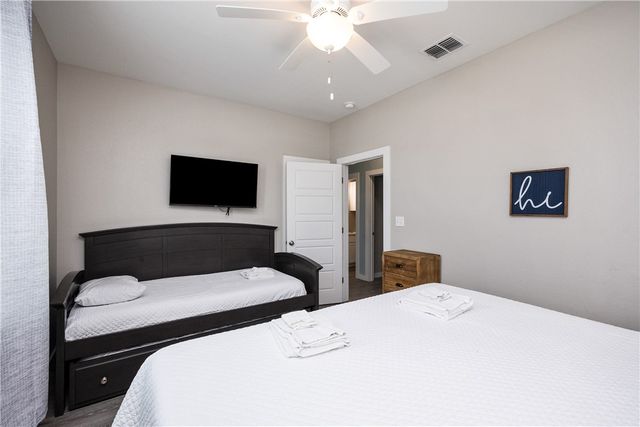 15101 Kokomo Dr, Corpus Christi, TX 78418