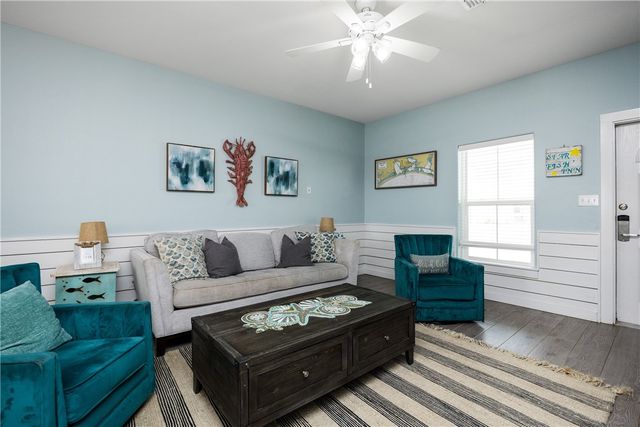 15101 Kokomo Dr, Corpus Christi, TX 78418