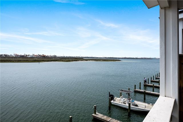 15101 Kokomo Dr, Corpus Christi, TX 78418