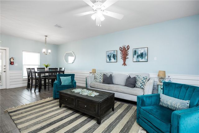 15101 Kokomo Dr, Corpus Christi, TX 78418