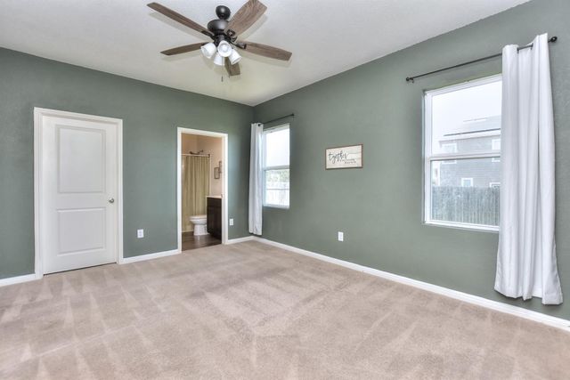 109 Helios DR, Jarrell, TX 76537