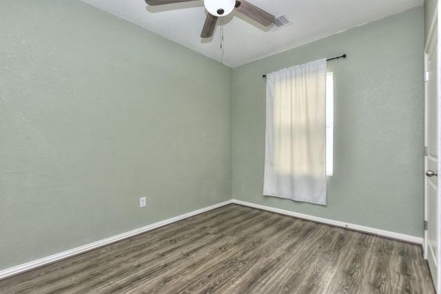 109 Helios DR, Jarrell, TX 76537