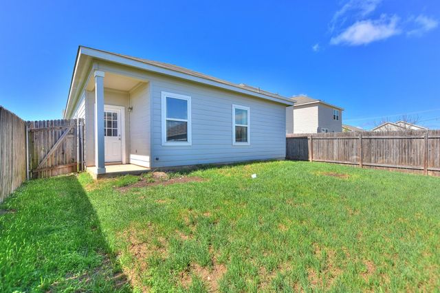 109 Helios DR, Jarrell, TX 76537