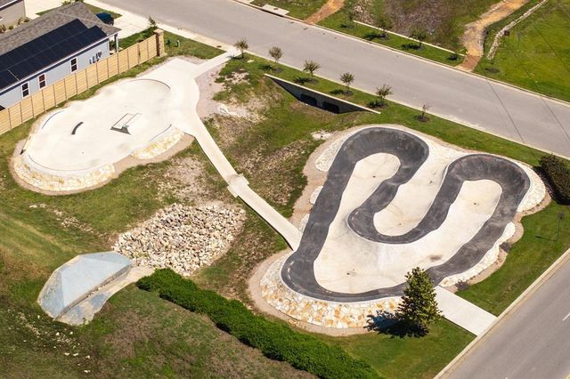 109 Helios DR, Jarrell, TX 76537