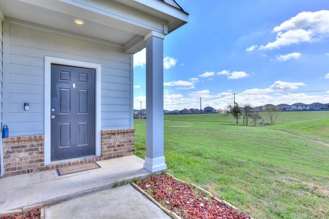 109 Helios DR, Jarrell, TX 76537