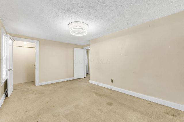 2201 Ferris Road, Columbus, OH 43224