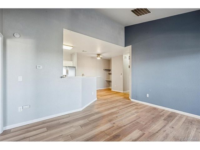 8354 S Holland Way 306, Littleton, CO 80128