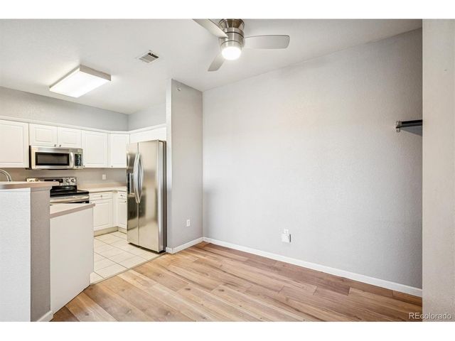 8354 S Holland Way 306, Littleton, CO 80128