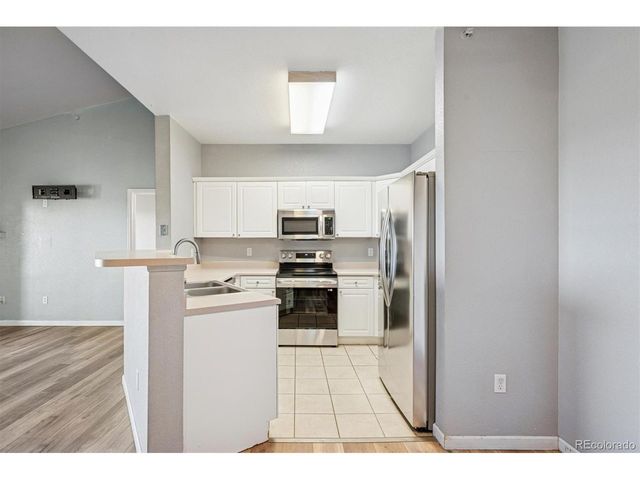 8354 S Holland Way 306, Littleton, CO 80128