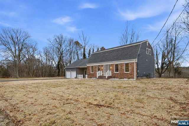 1635 Forge Pond Road, Brick, NJ 08724