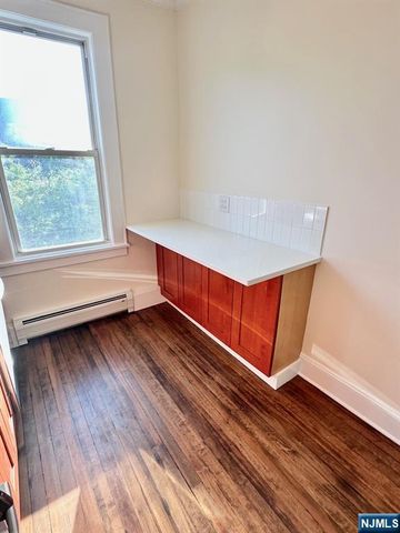 100 Mill Street 6, Westwood, NJ 07675