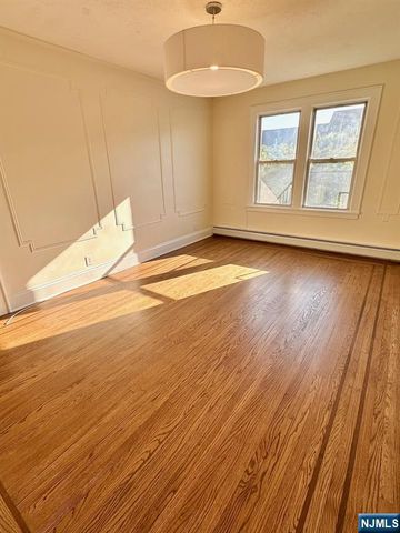 100 Mill Street 6, Westwood, NJ 07675