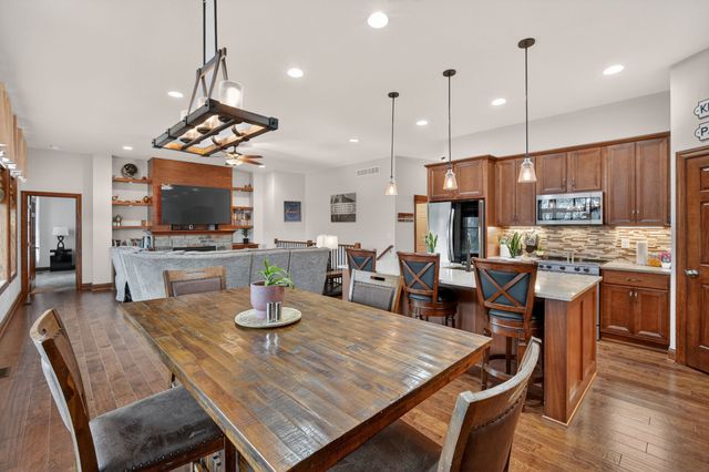 729 Timberview Drive, Adel, IA 50003