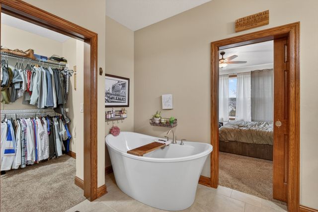 729 Timberview Drive, Adel, IA 50003