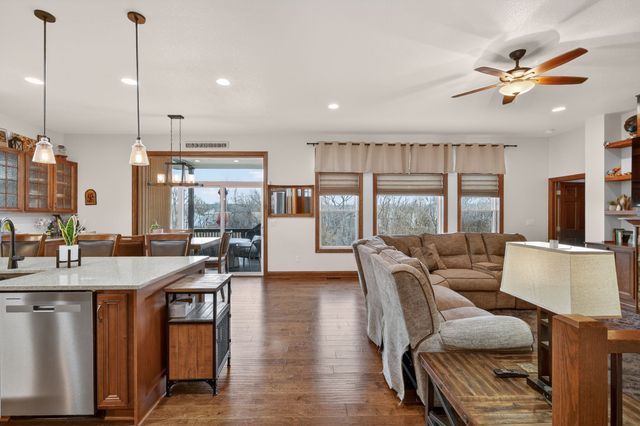 729 Timberview Drive, Adel, IA 50003