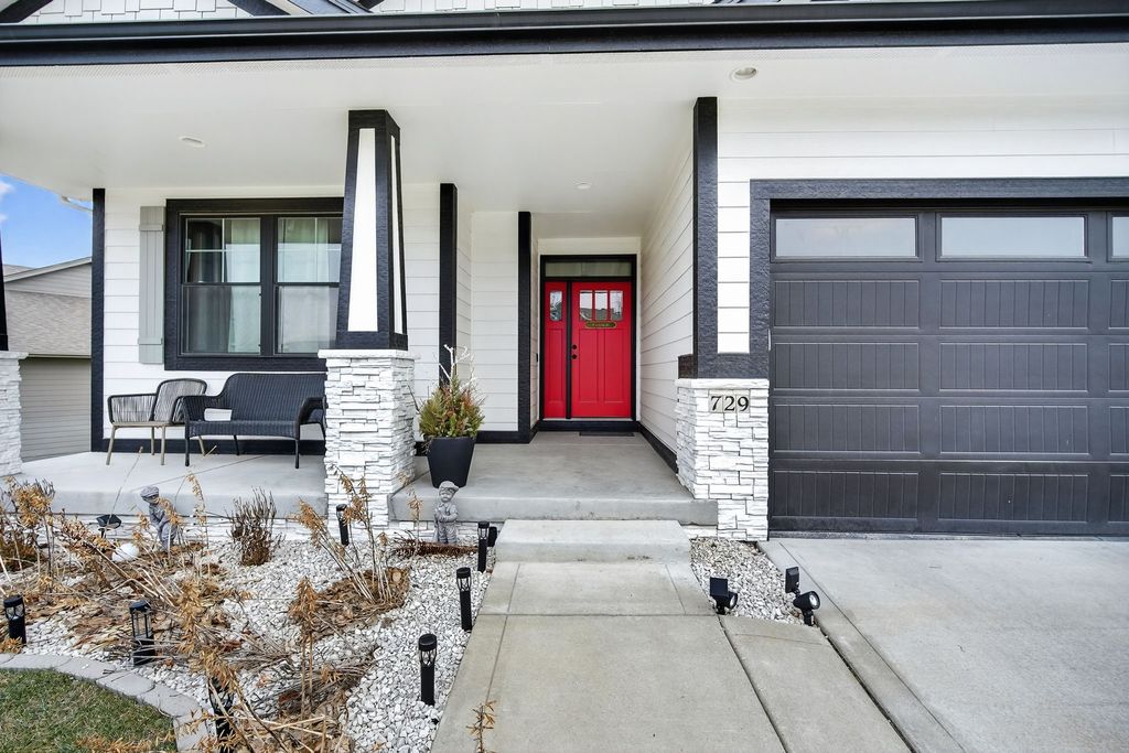 729 Timberview Drive, Adel, IA 50003