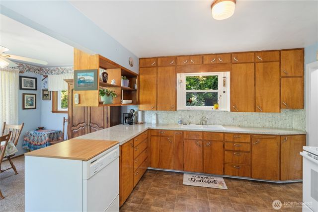 209 Tracy Avenue, Port Orchard, WA 98366
