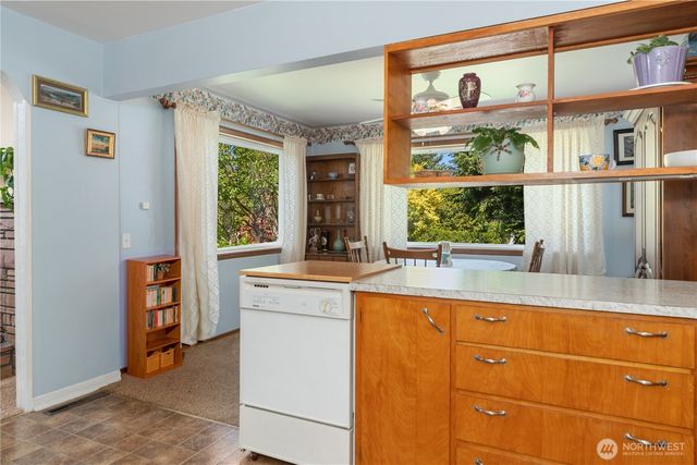 209 Tracy Avenue, Port Orchard, WA 98366