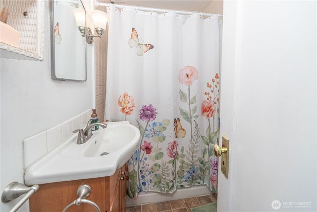209 Tracy Avenue, Port Orchard, WA 98366