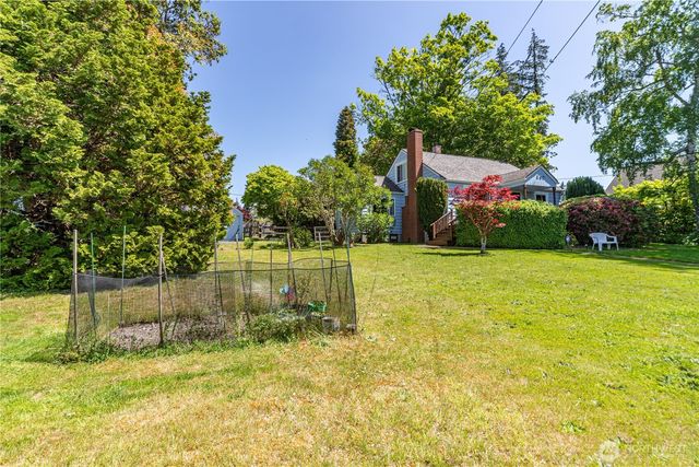 209 Tracy Avenue, Port Orchard, WA 98366