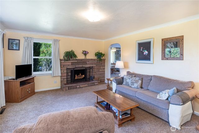 209 Tracy Avenue, Port Orchard, WA 98366