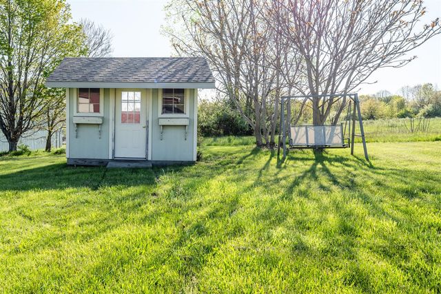 3251 Friday Road, Coloma, MI 49038