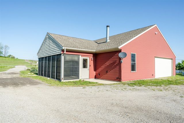 3251 Friday Road, Coloma, MI 49038