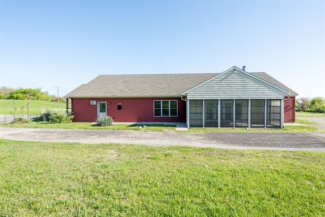 3251 Friday Road, Coloma, MI 49038