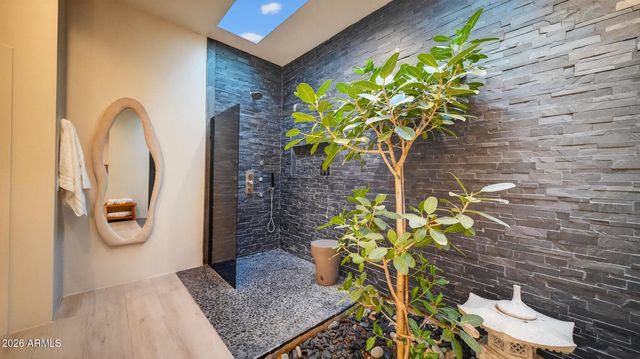 4211 N 87TH Place, Scottsdale, AZ 85251