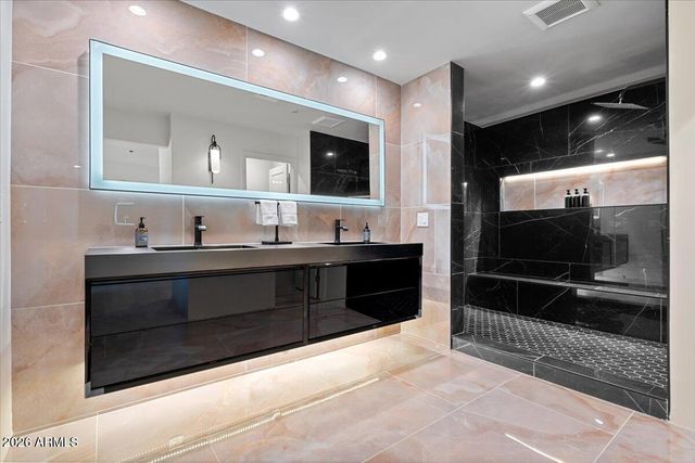 4211 N 87TH Place, Scottsdale, AZ 85251
