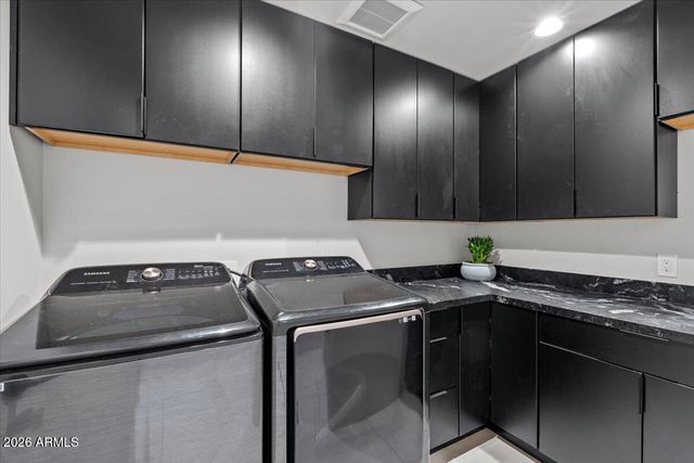 4211 N 87TH Place, Scottsdale, AZ 85251
