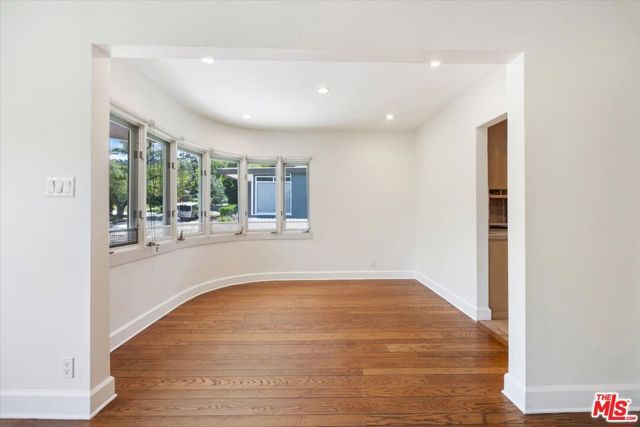 14041 Roblar Road, Sherman Oaks, CA 91423
