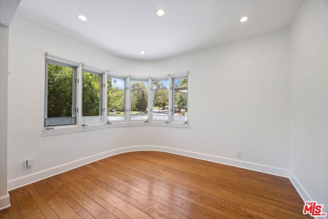 14041 Roblar Road, Sherman Oaks, CA 91423