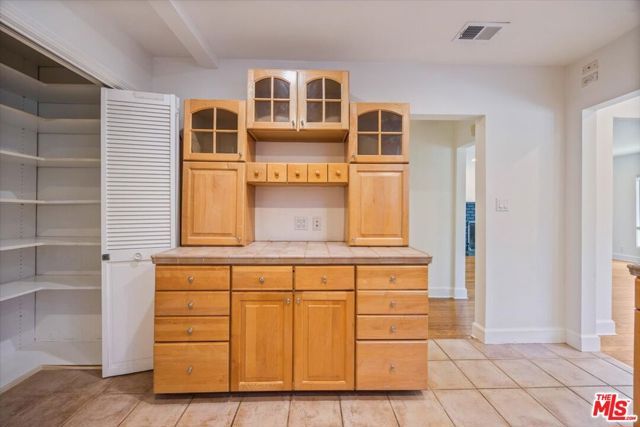 14041 Roblar Road, Sherman Oaks, CA 91423