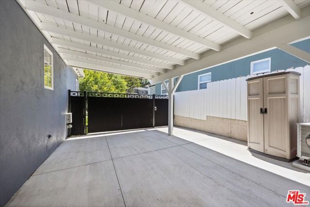 14041 Roblar Road, Sherman Oaks, CA 91423
