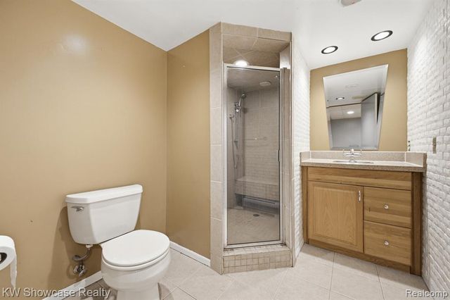 1659 Lockwood, Highland, MI 48356