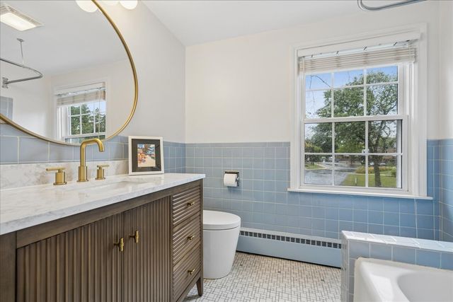 431 S Pine Avenue, Arlington Heights, IL 60005
