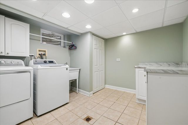 431 S Pine Avenue, Arlington Heights, IL 60005