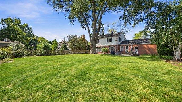431 S Pine Avenue, Arlington Heights, IL 60005