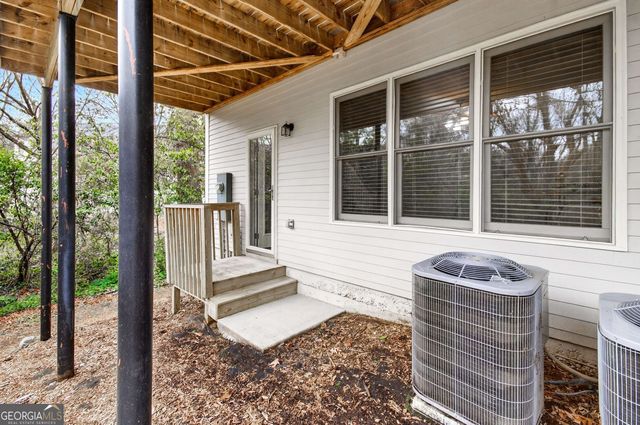 2660 Colgan Court SE, Atlanta, GA 30317