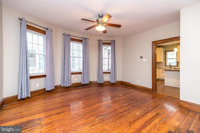 803 W BROAD ST, Quakertown, PA 18951