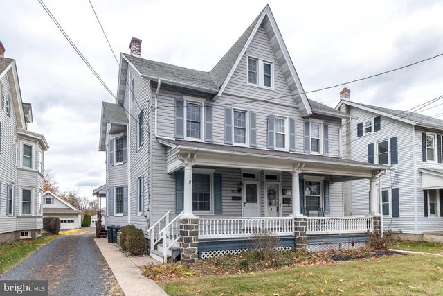 803 W BROAD ST, Quakertown, PA 18951