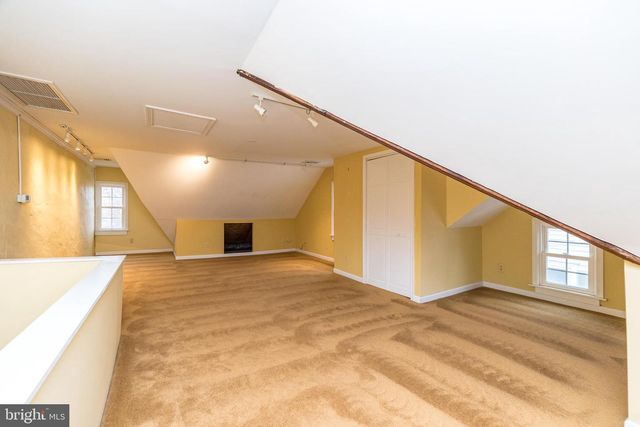 803 W BROAD ST, Quakertown, PA 18951