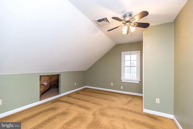 803 W BROAD ST, Quakertown, PA 18951