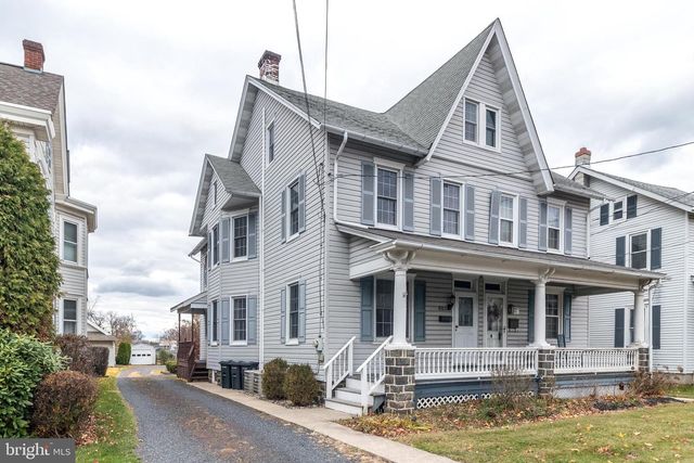 803 W BROAD ST, Quakertown, PA 18951