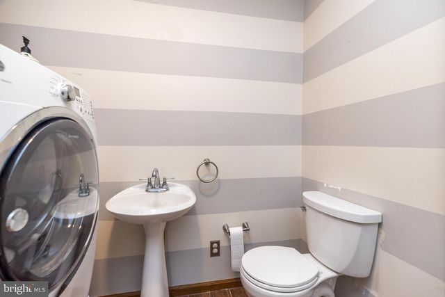 803 W BROAD ST, Quakertown, PA 18951