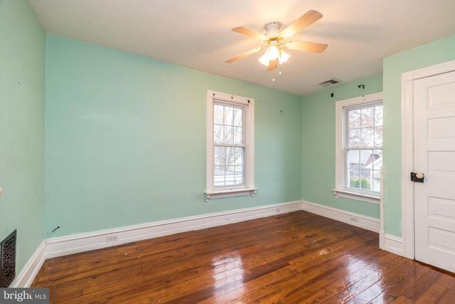 803 W BROAD ST, Quakertown, PA 18951