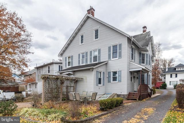 803 W BROAD ST, Quakertown, PA 18951