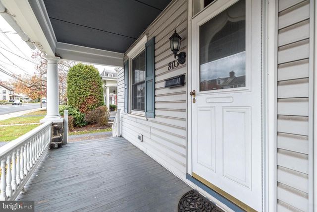 803 W BROAD ST, Quakertown, PA 18951